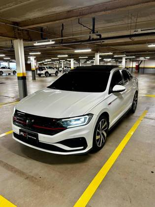 VOLKSWAGEN JETTA 2.0 350 TSI GASOLINA GLI DSG VOLKSWAGEN JETTA 2.0 350 TSI GASOLINA GLI DSG